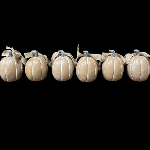 Harvest Pumpkins Figures Table Decor Gather Thanksgiving Fall - Picture 2 of 7